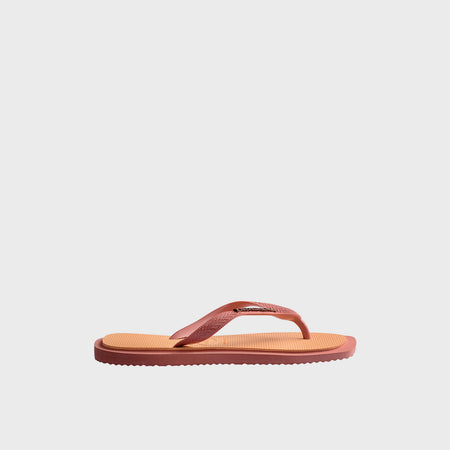 Top Square Fusion Flip Flops